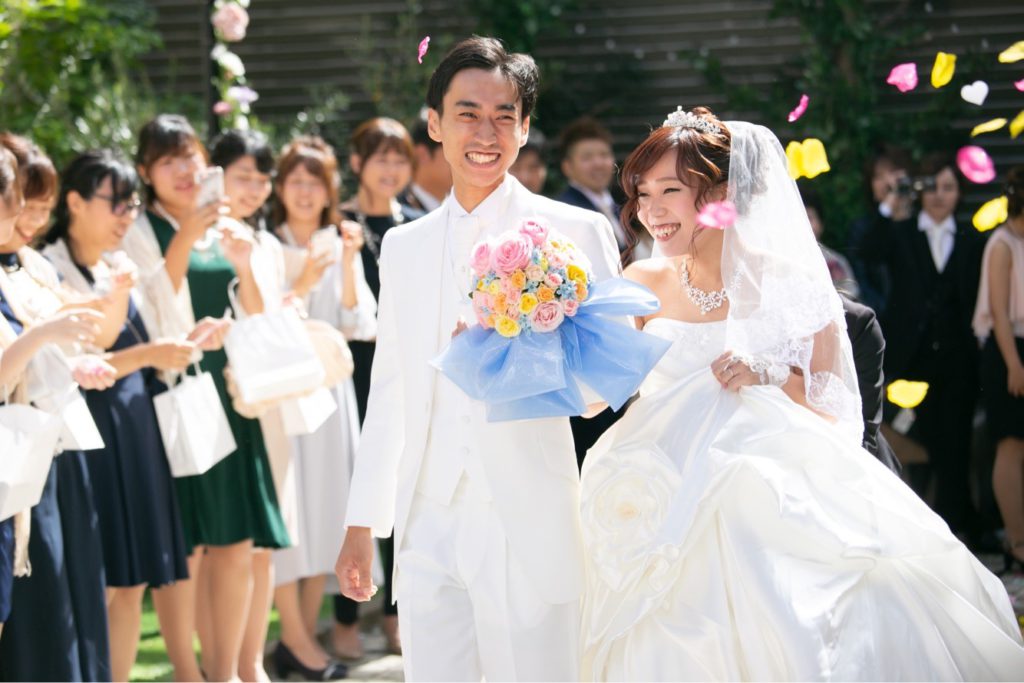 パーティーレポート 公式 大阪なんばの結婚式場 モン サンミッシェル大聖堂 ザ ガーデンコート なんばパークス